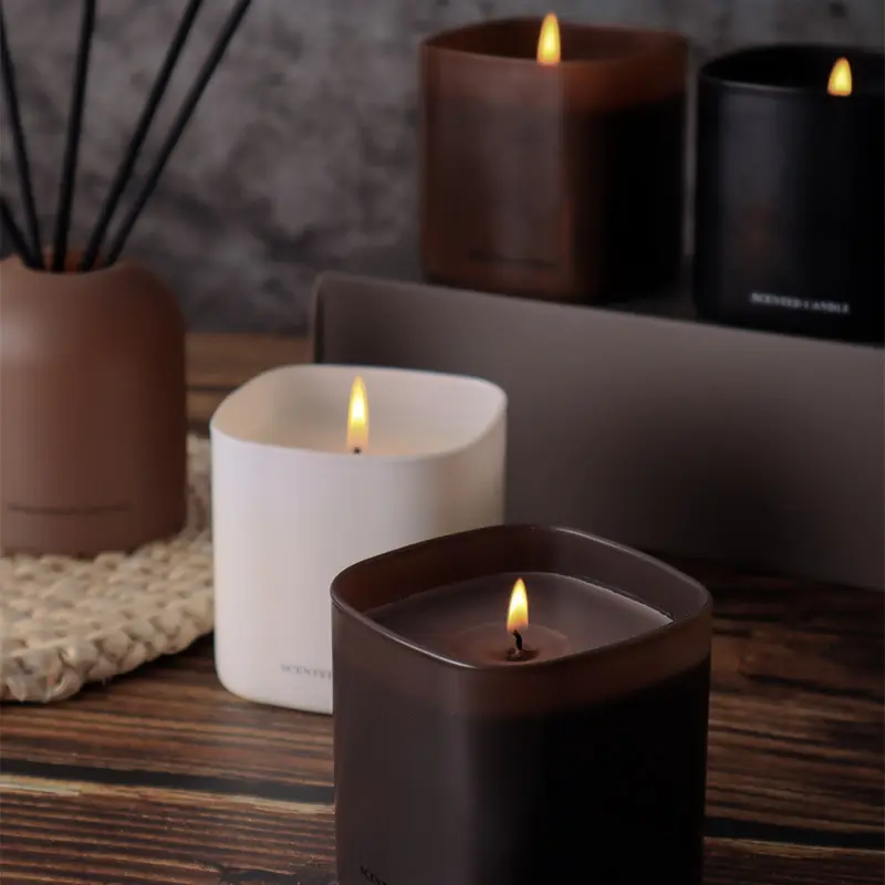 Square Glass Cup Scented Candle: Elegant Home Fragrance Solution Germany