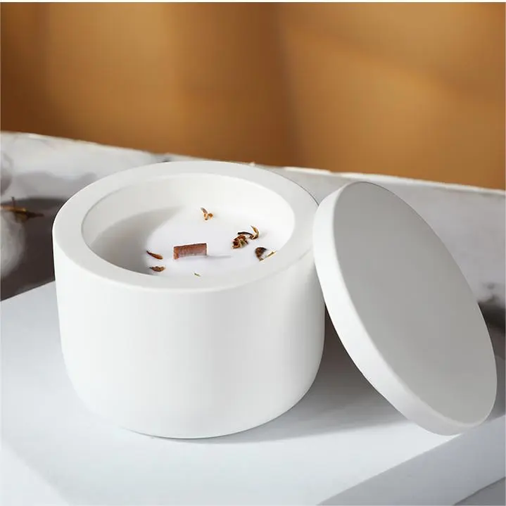Round plaster cup aromatherapy candles soy wax luxury candle with lid Qatar