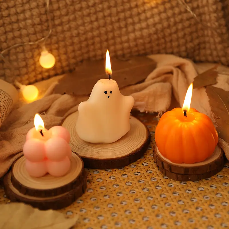 Halloween-candle-gift.webp